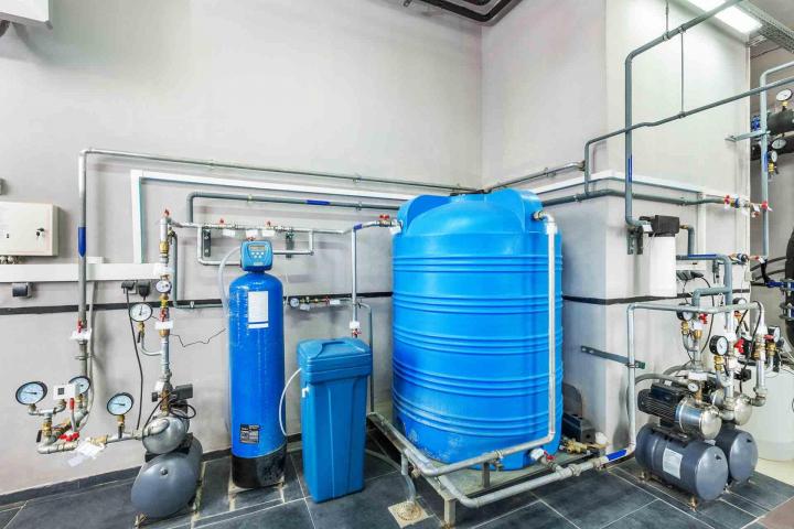 Travaux d'installation, entretien et réparation de chauffe-eau au gaz Laval